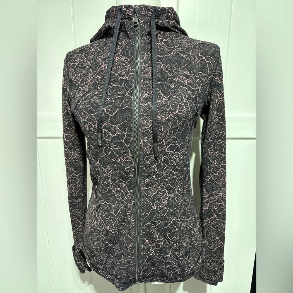 Lululemon Hooded Define Nulu pink/black Jacket - Picture 4 of 8